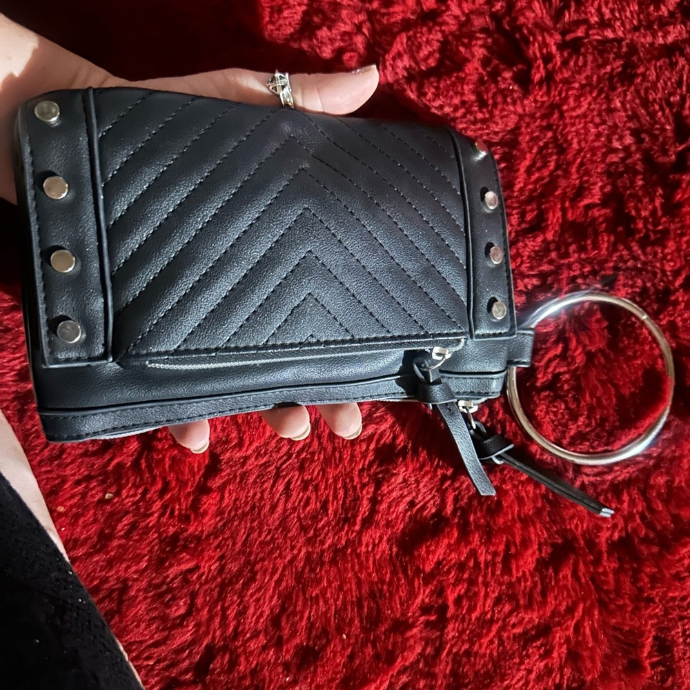 Stella and max clutch bracelet wallet